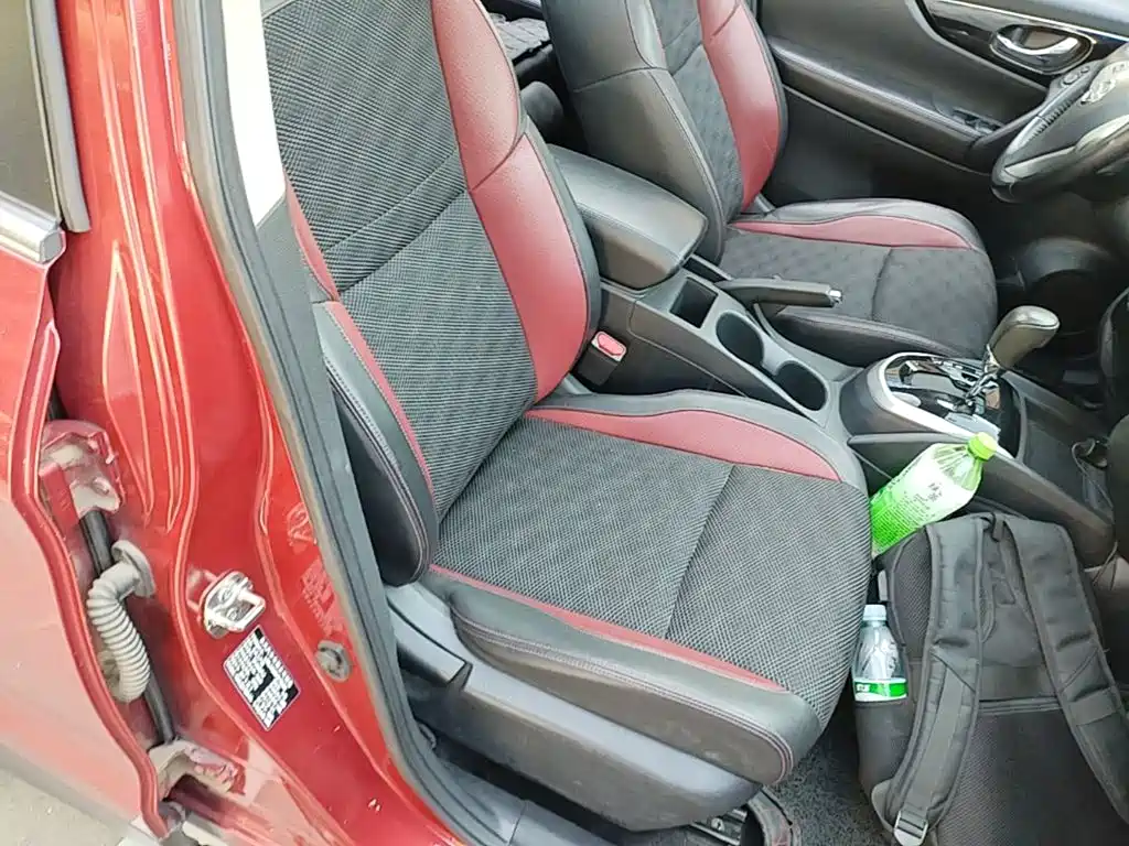 Nissan Qashqai — миниатюра 25
