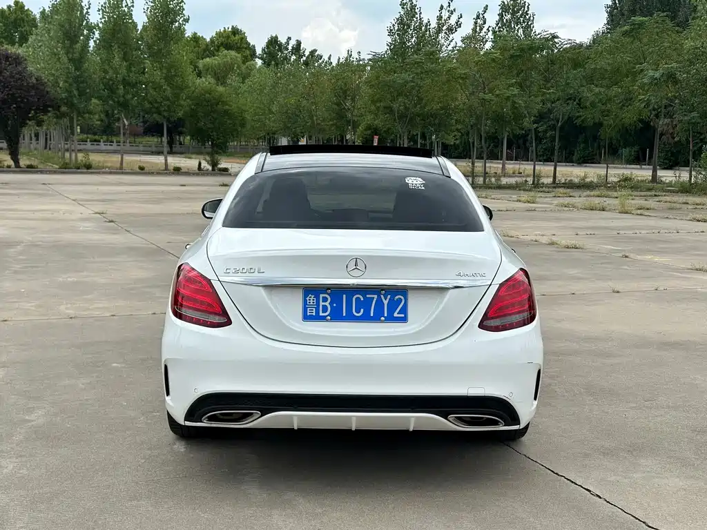Mercedes-Benz C-Class — миниатюра 5
