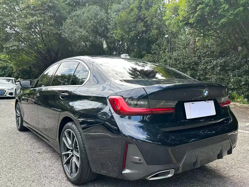 BMW 3 Series — миниатюра 7
