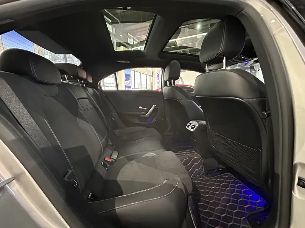 MERCEDES-BENZ A CLASS