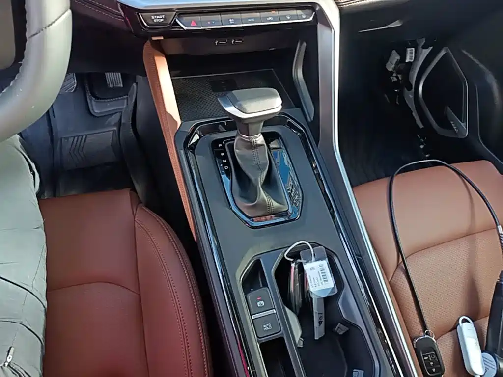Geely Vision X6 — миниатюра 14