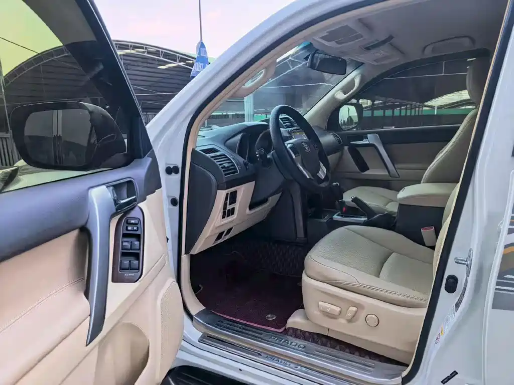 Toyota Prado (Import) — миниатюра 6