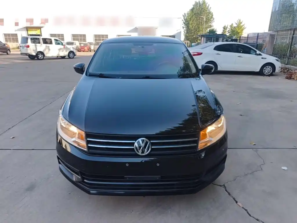 Volkswagen Santana — миниатюра 3