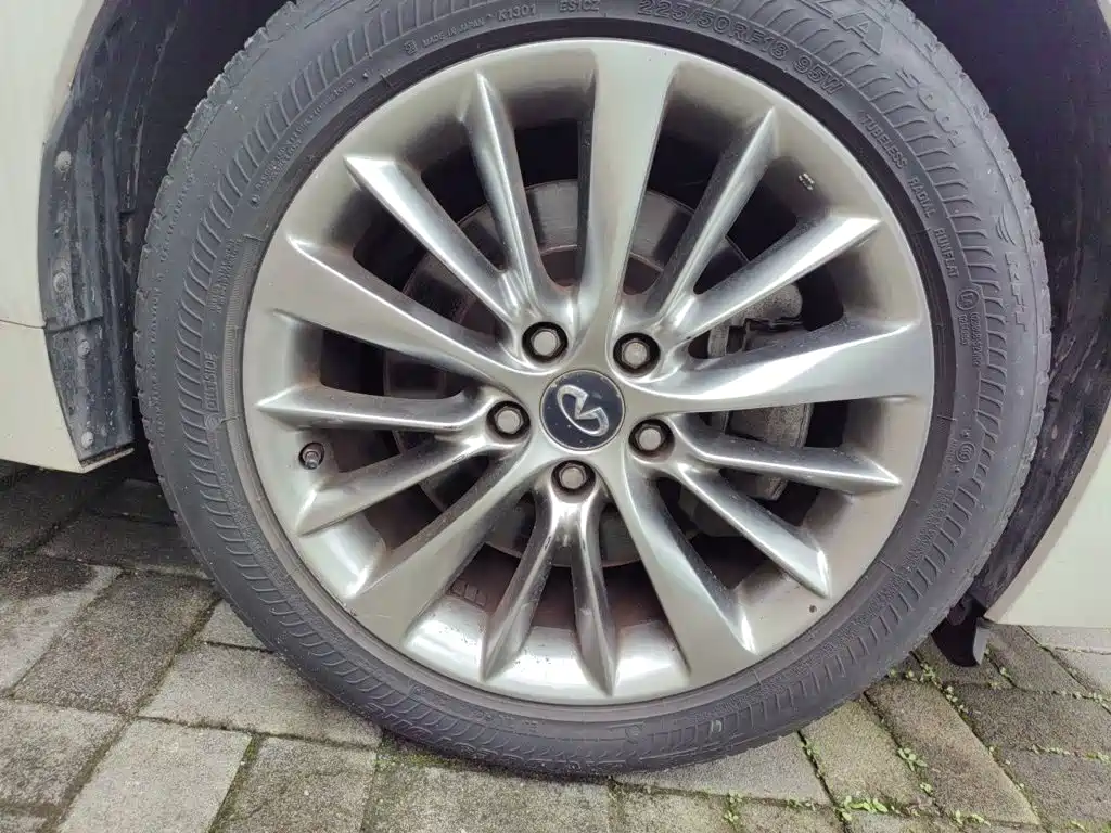 Infiniti Q50L — миниатюра 8