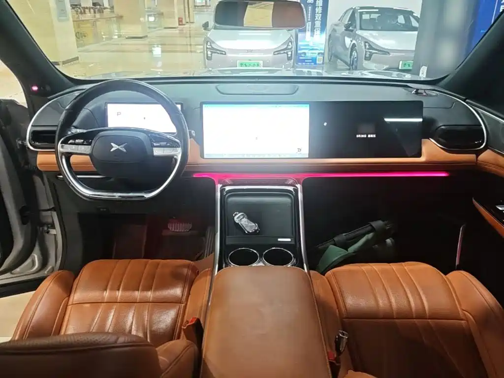 XPeng G9 — миниатюра 10