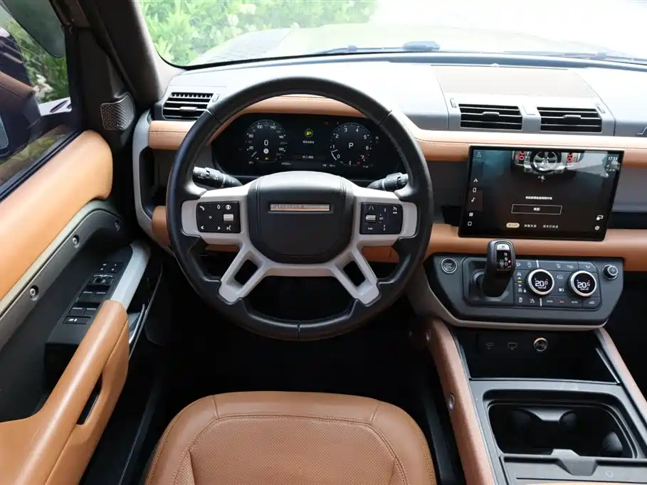 Land Rover Defender — миниатюра 12