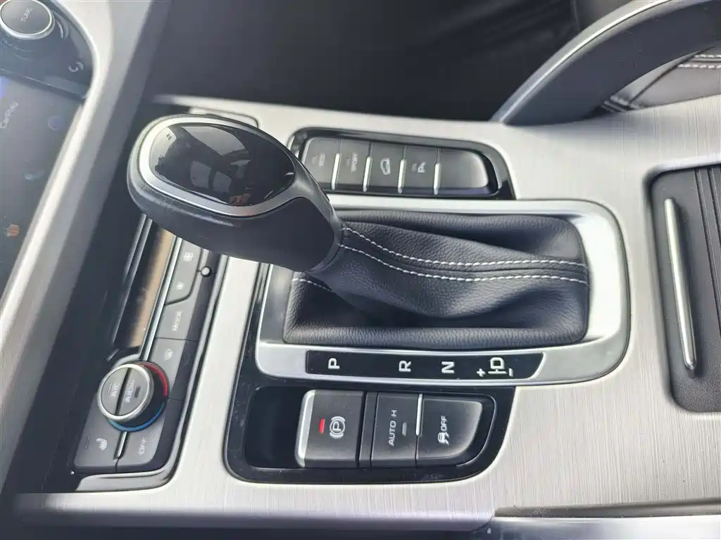 GEELY AUTOMOBILE BOYUE