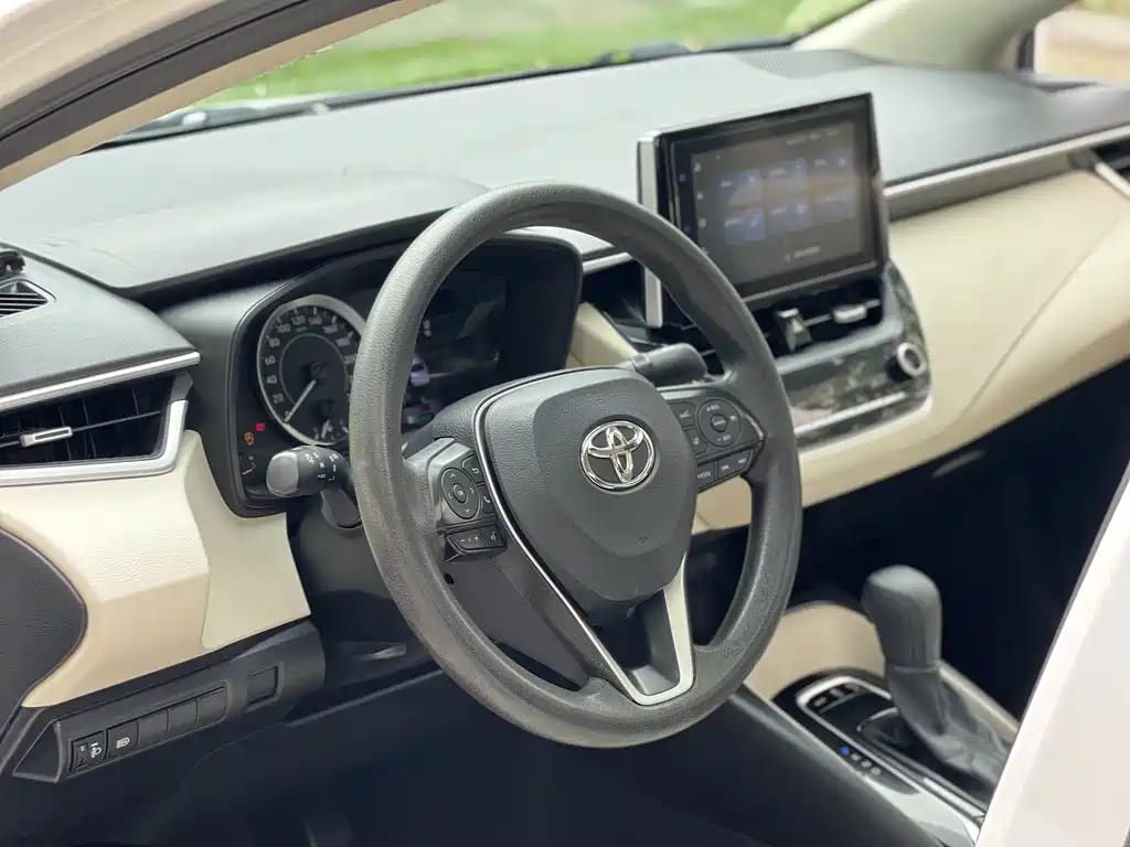 Toyota Corolla — миниатюра 10