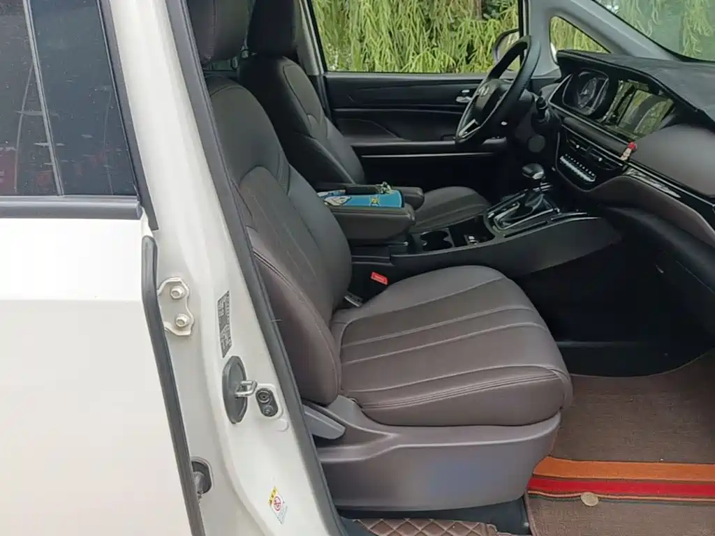 GAC Motor Trumpchi M6 — миниатюра 25