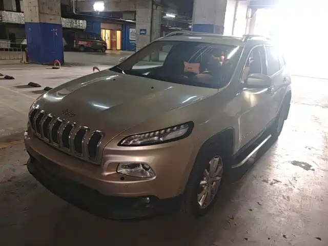 Jeep Cherokee