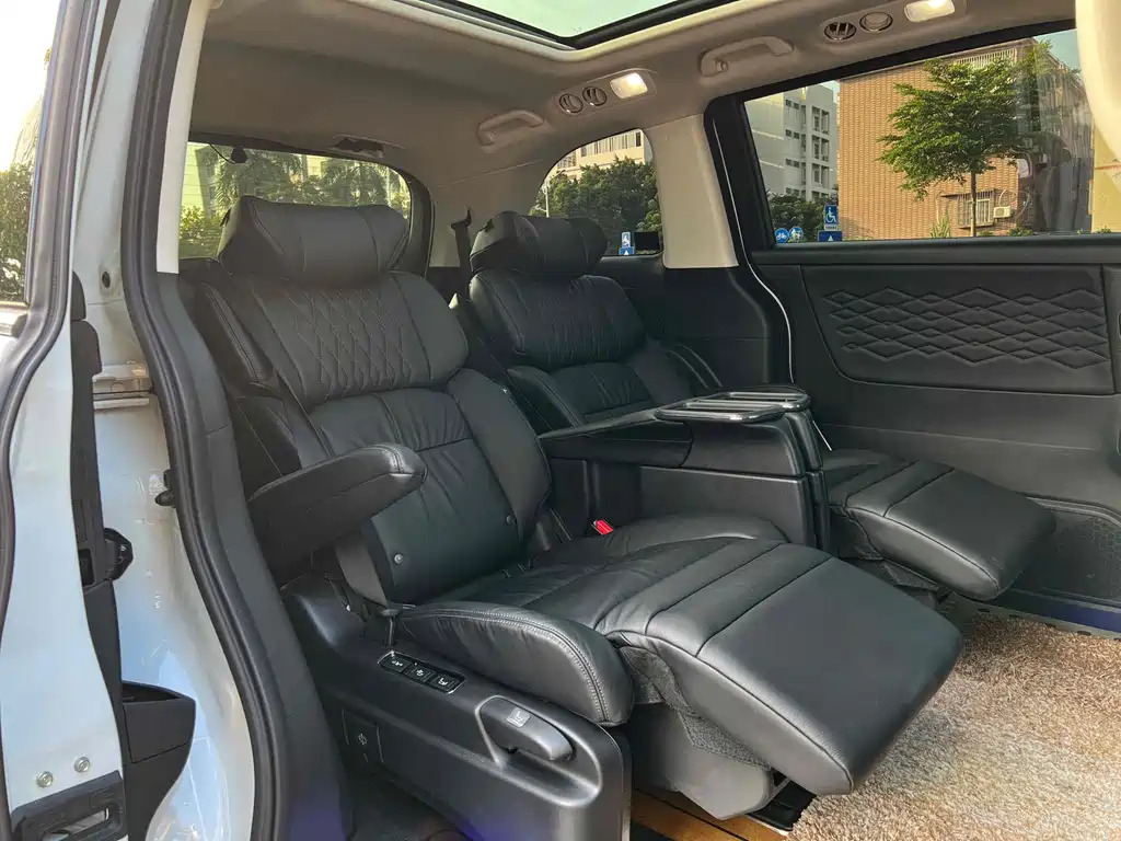 Honda Elysion — миниатюра 12