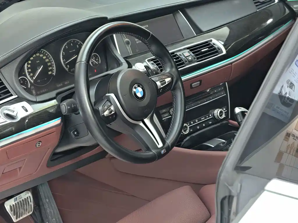 BMW 5 Series GT — миниатюра 29