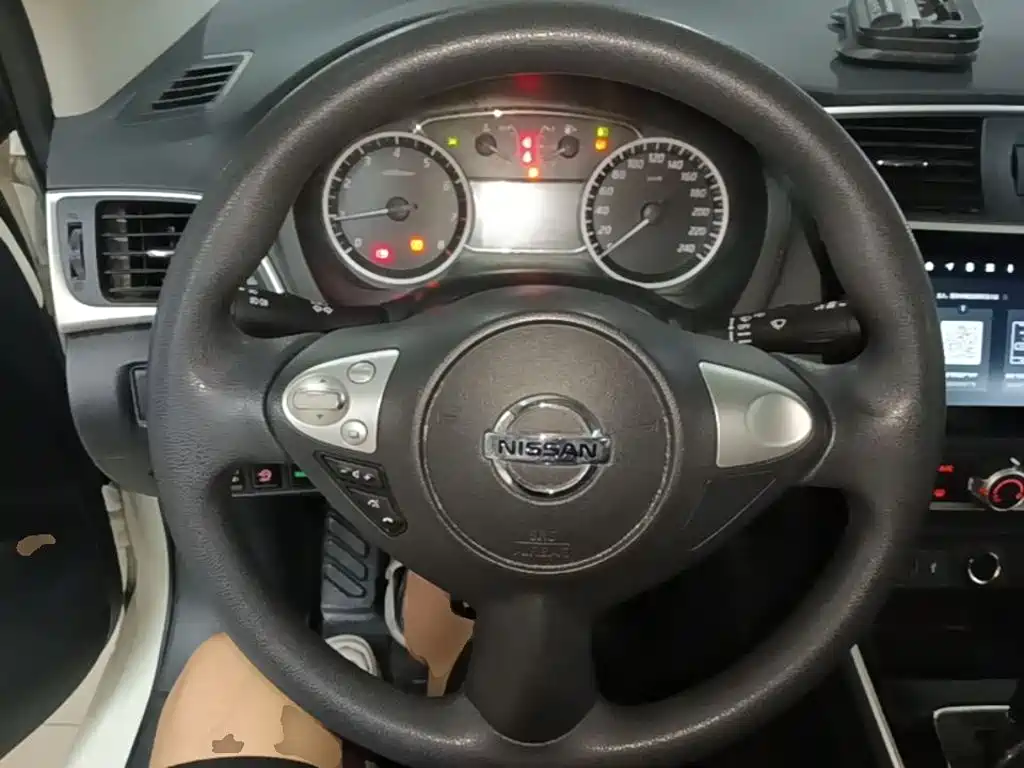 Nissan Sylphy — миниатюра 11