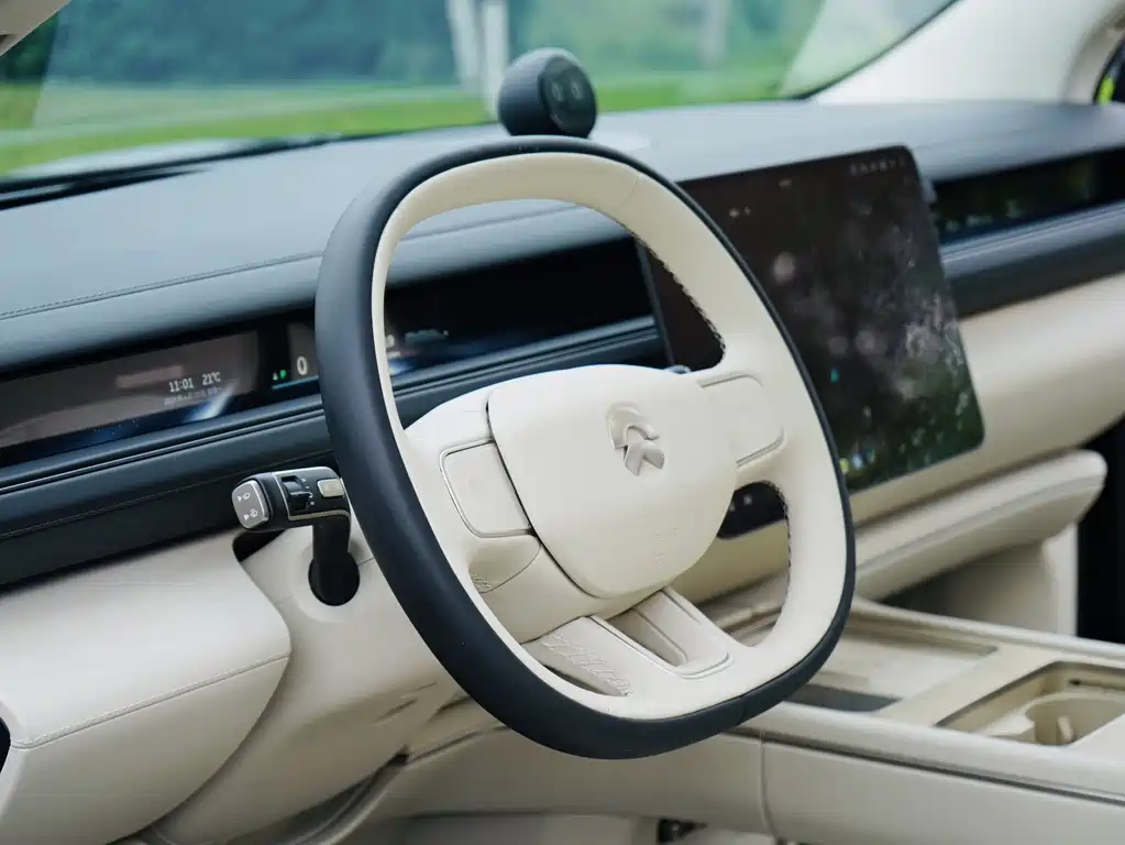 NIO ES8 2026 мест Executive