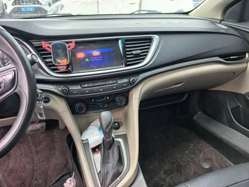 Buick Excelle — миниатюра 12