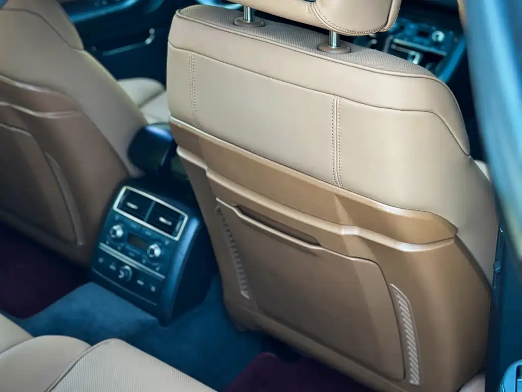 Audi S8 — миниатюра 10