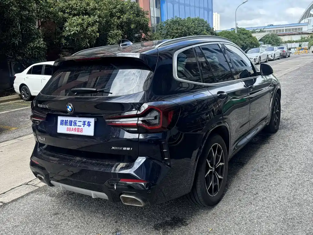 BMW X3 — миниатюра 10