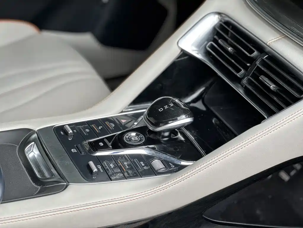 BYD PLUS New Energy — миниатюра 15