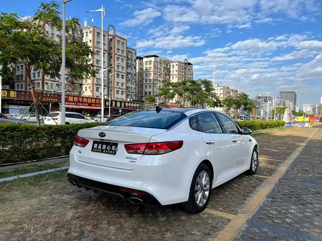 Kia K5 1.6T Auto LUX, фото 6