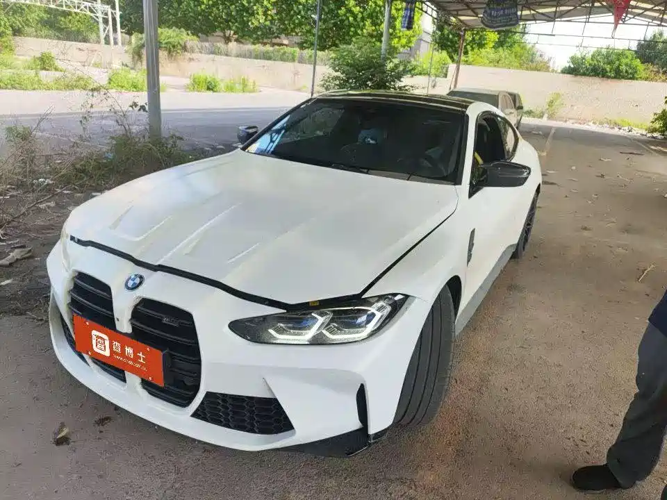 BMW M4 2021 M4