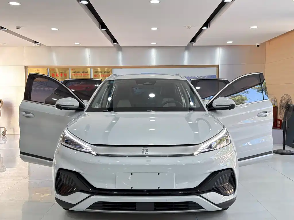 BYD Yuan Plus — миниатюра 16