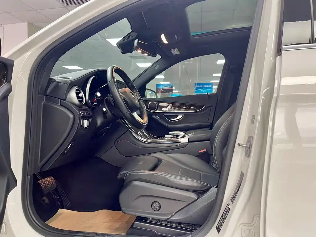 Mercedes-Benz GLC — миниатюра 7