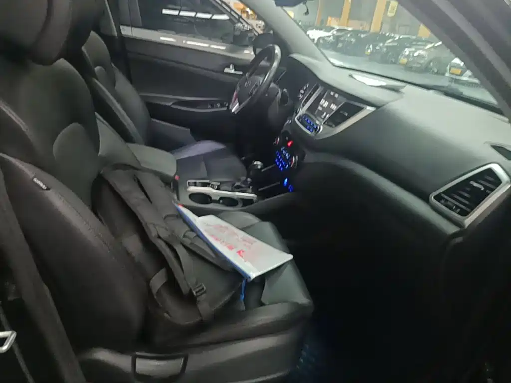 Hyundai Tucson — миниатюра 25