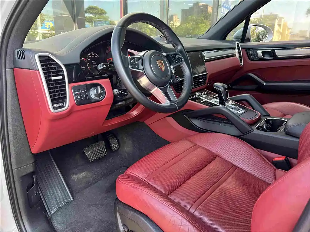 Porsche Cayenne — миниатюра 2