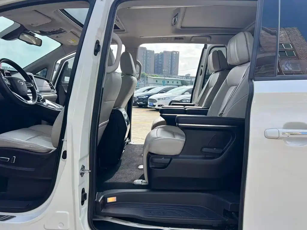 GAC Motor Trumpchi M8 — миниатюра 6