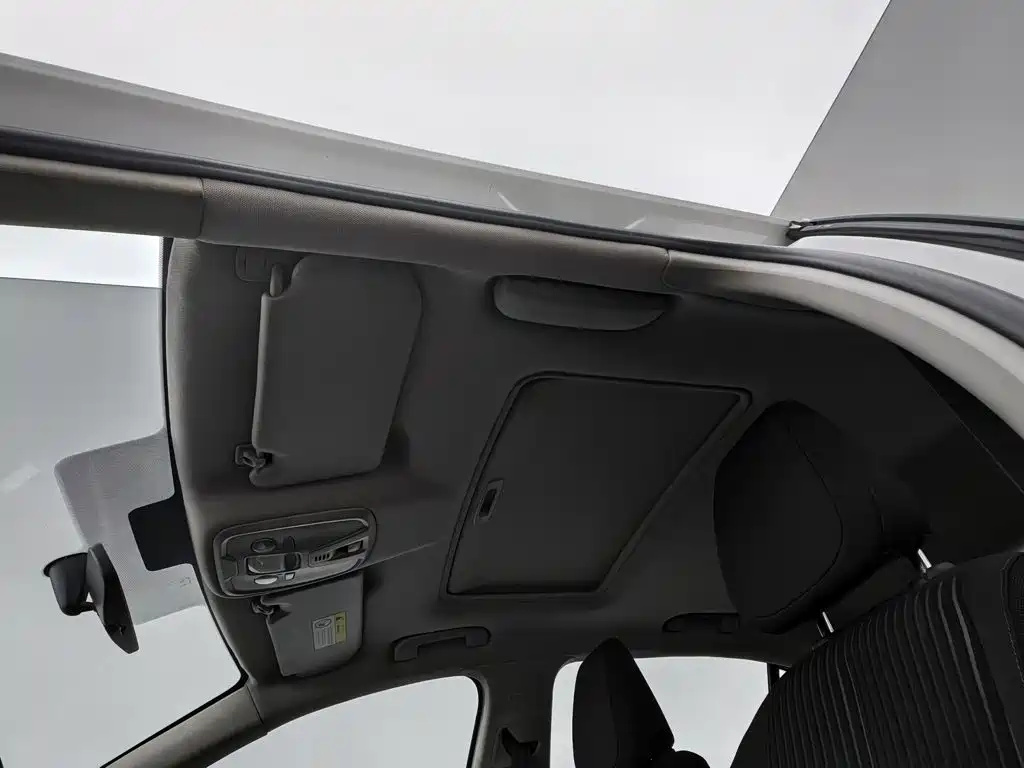 Peugeot 408 — миниатюра 14