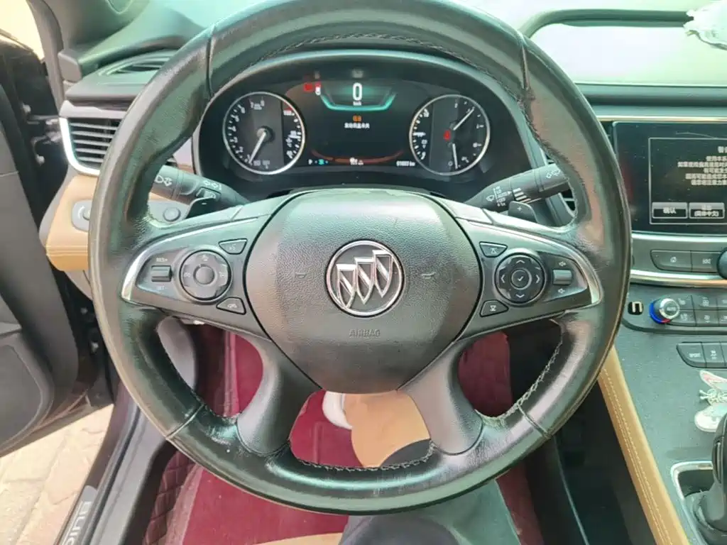 Buick LaCrosse — миниатюра 11