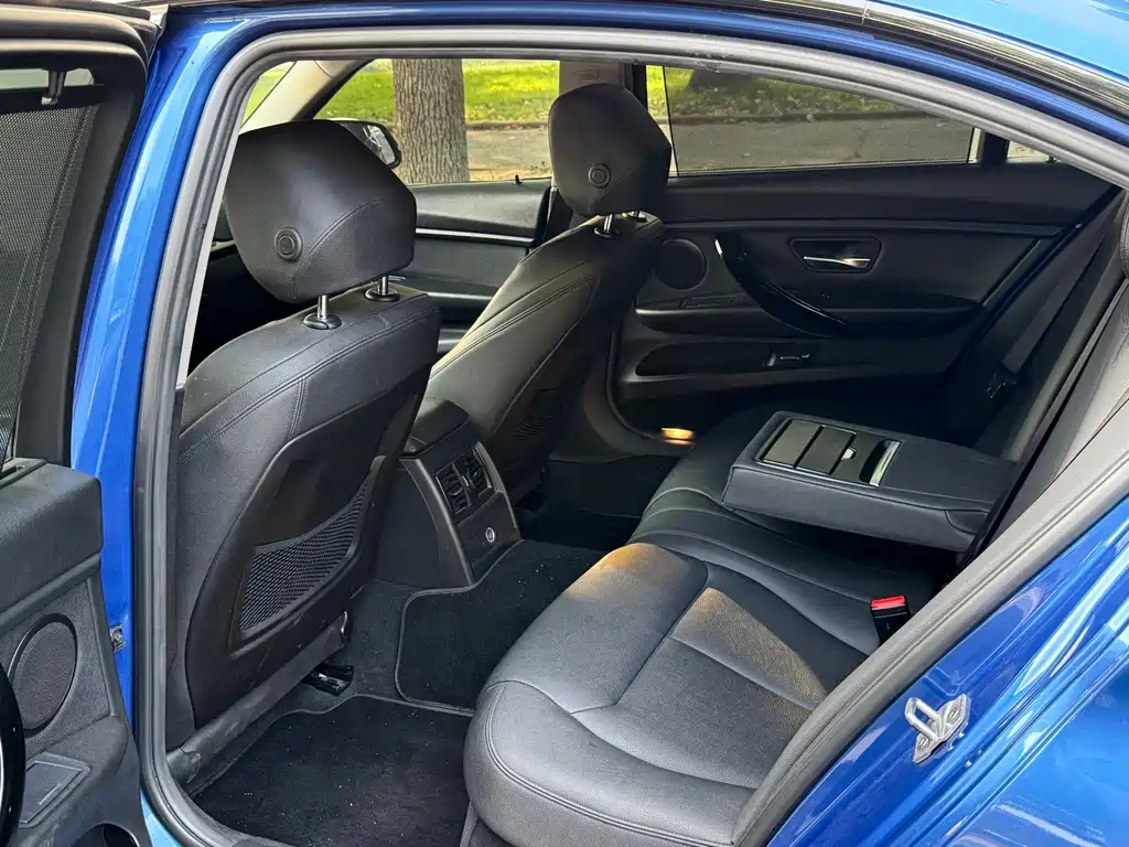 BMW 3 Series — миниатюра 6