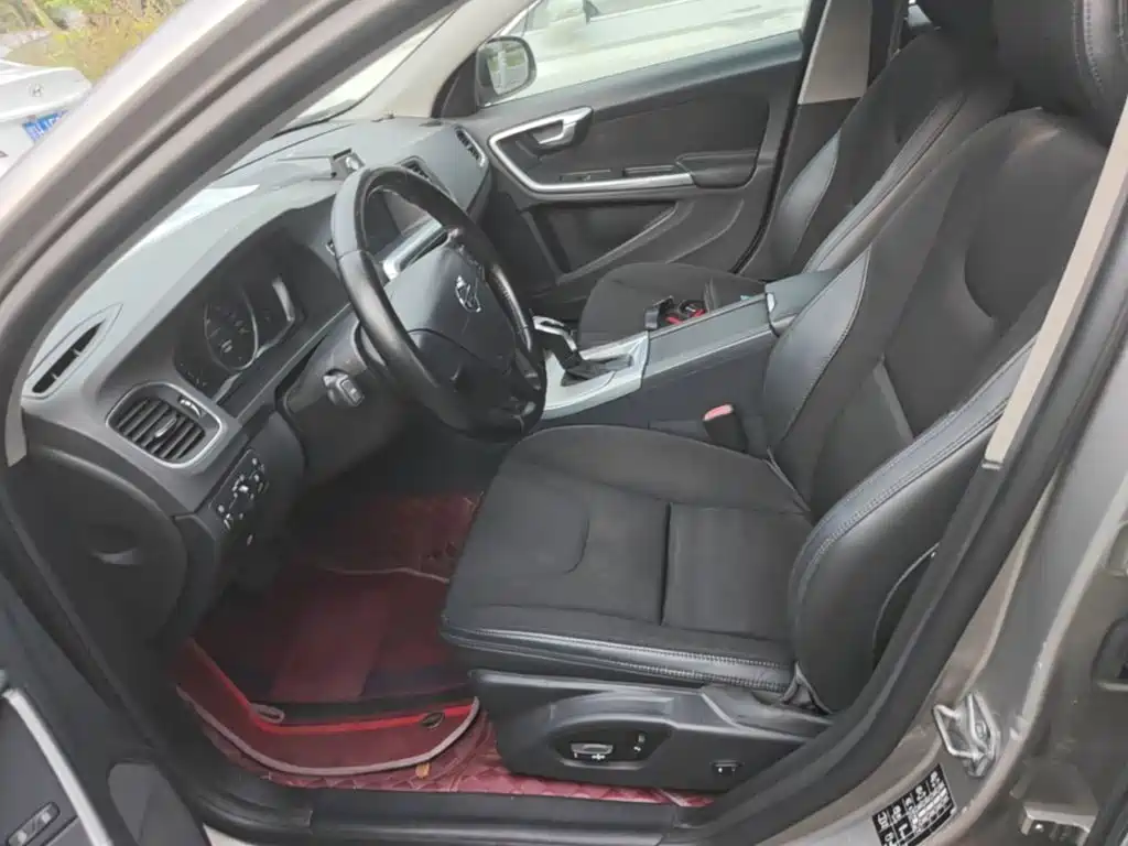 Volvo S60 — миниатюра 15