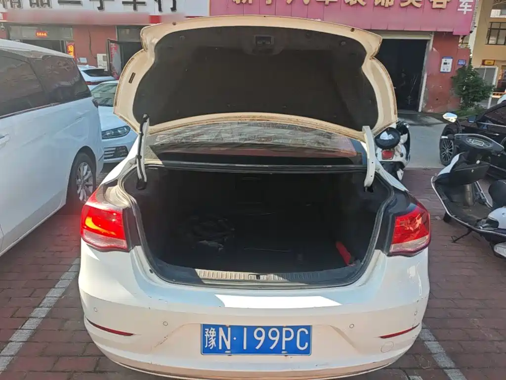 Chevrolet Malibu — миниатюра 19