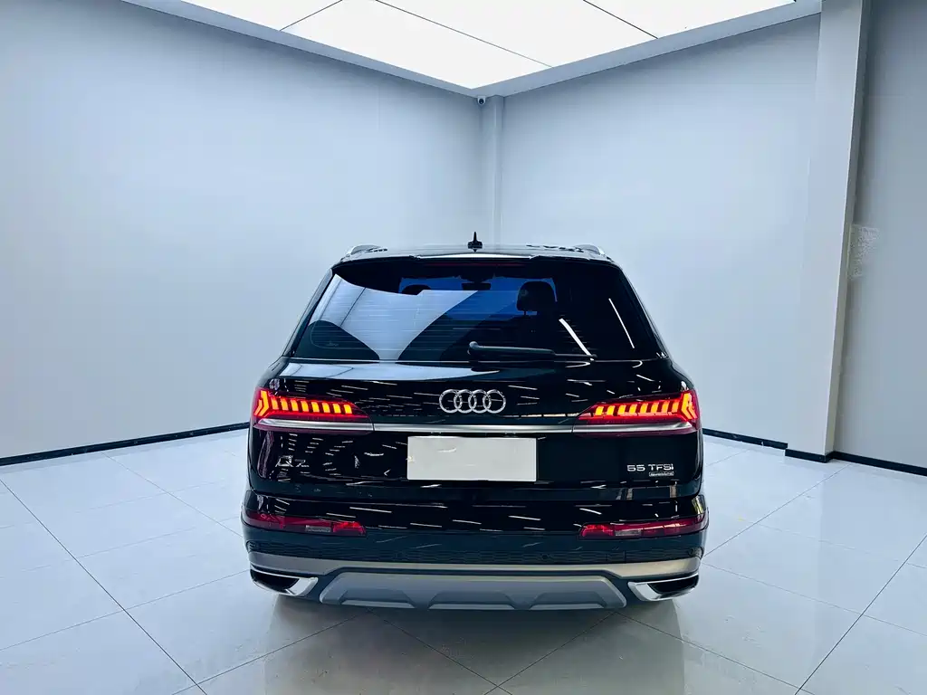 Audi Q7 2022 45 TFSI quattro S line Sport