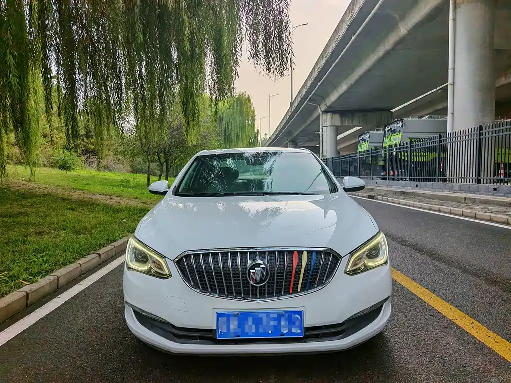 Buick Excelle — миниатюра 2