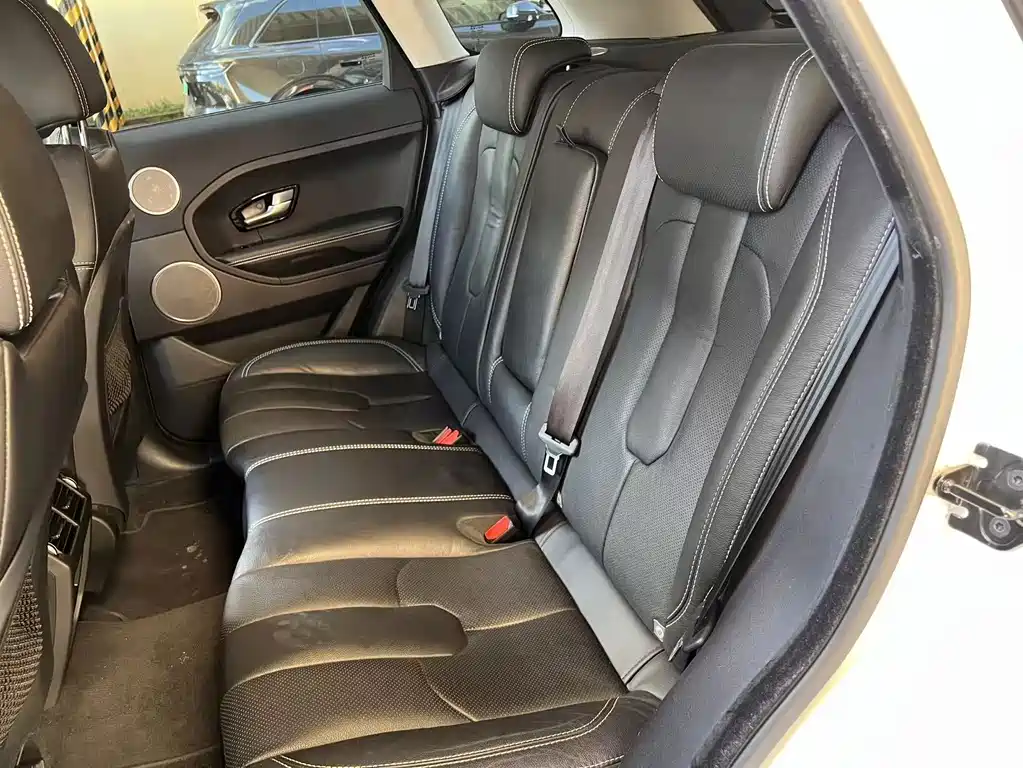 Land Rover Evoque (Import) — миниатюра 16