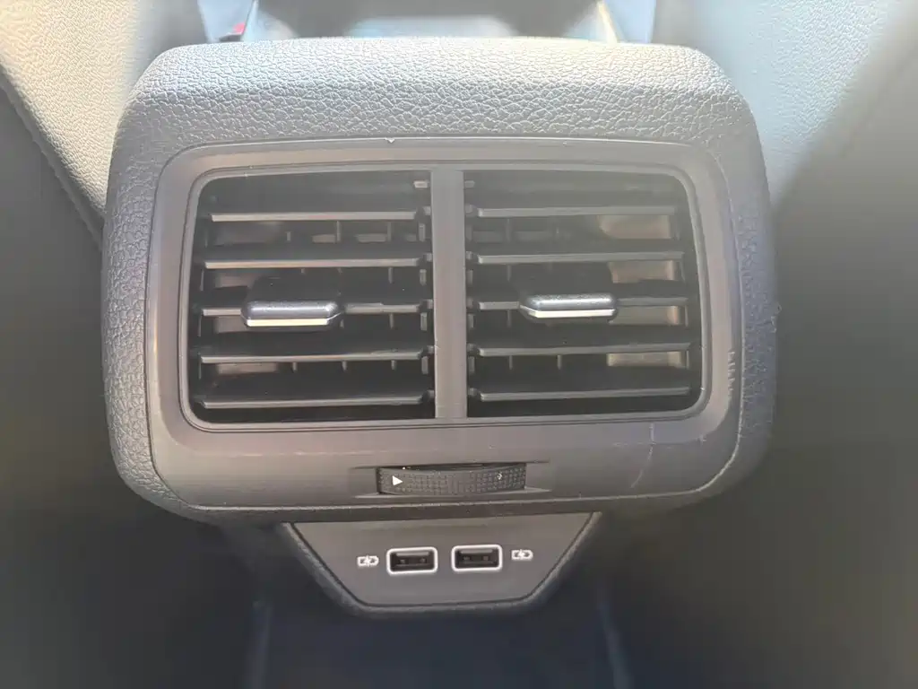 Volkswagen Golf — миниатюра 8
