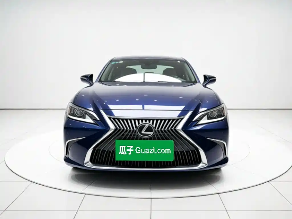 Lexus ES — миниатюра 2