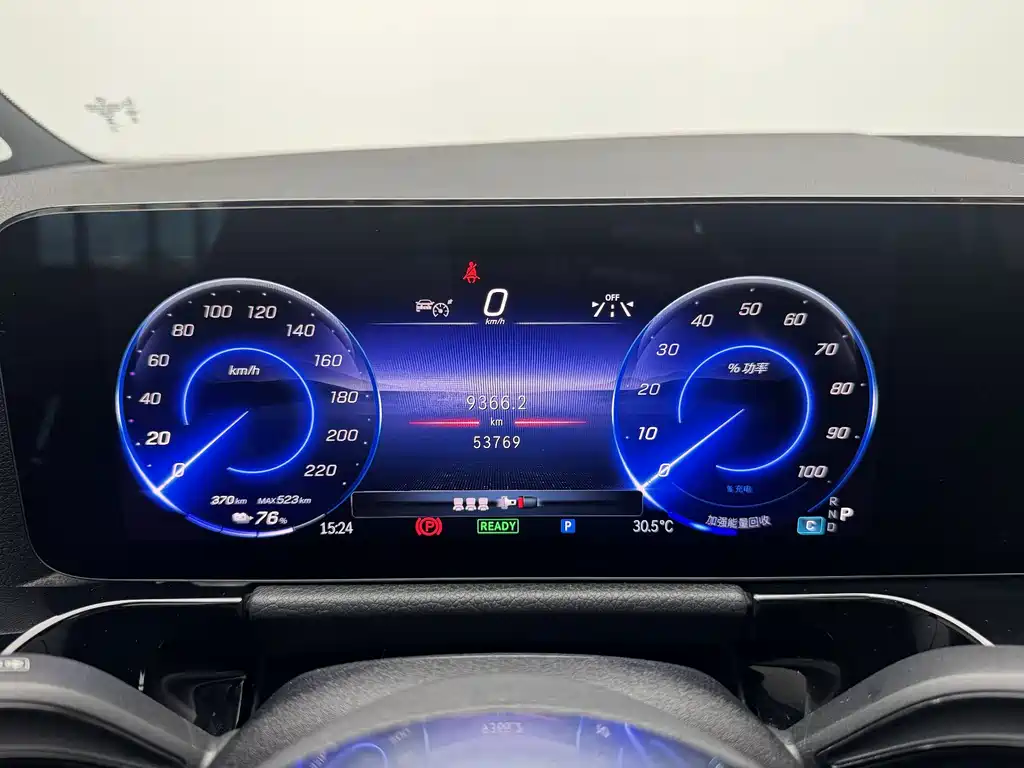 Mercedes-Benz EQA — миниатюра 14