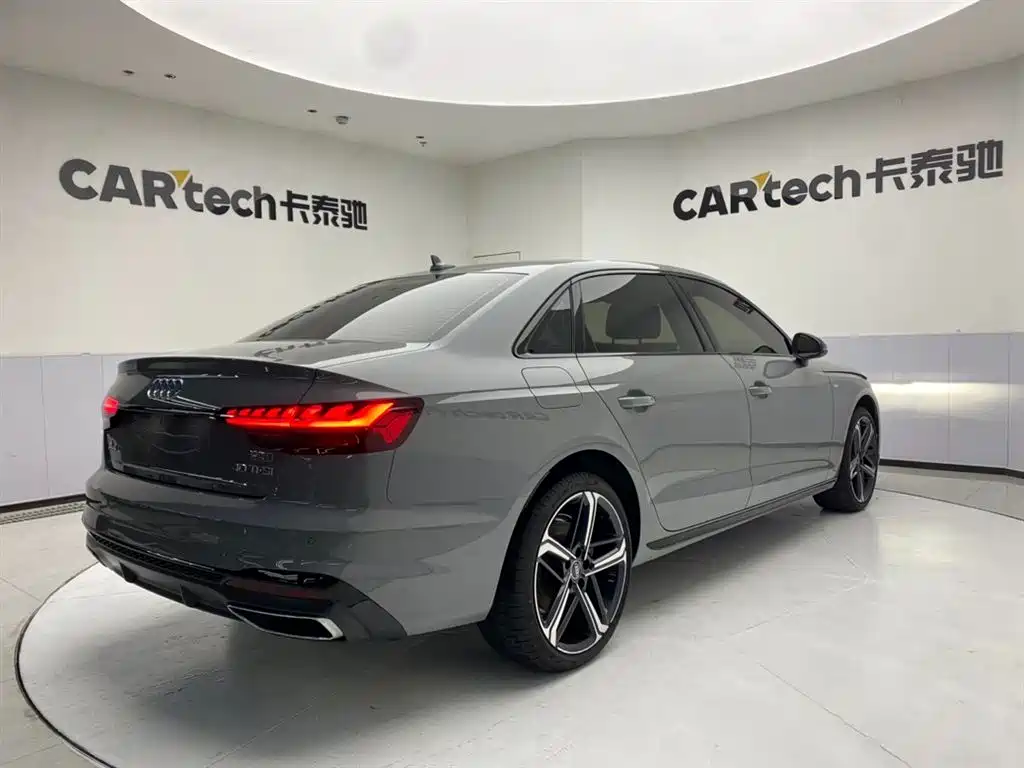 Audi A4L 2024 40 TFSI Luxury