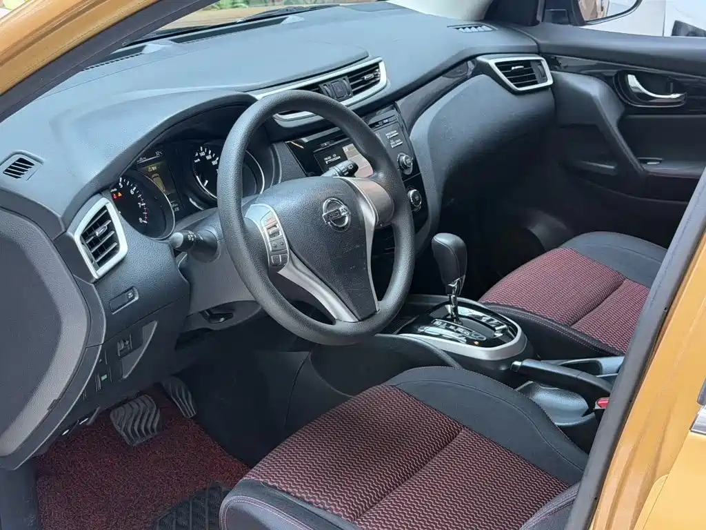 Nissan Qashqai — миниатюра 4
