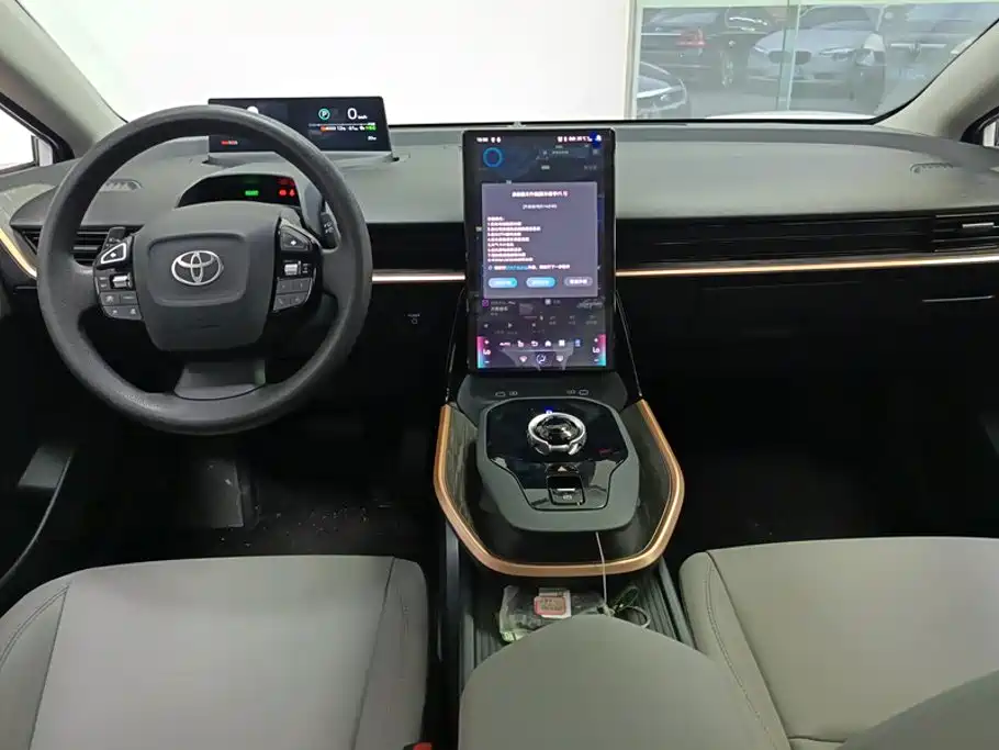 Toyota bZ3 — миниатюра 12