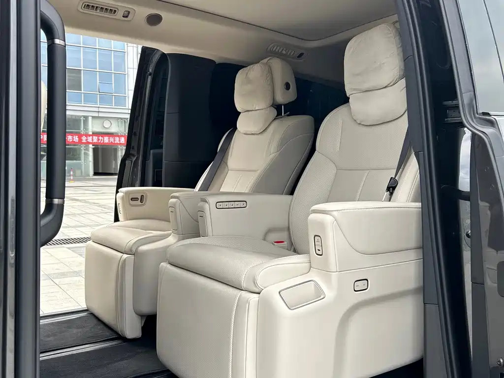 Li Auto Li MEGA — миниатюра 12