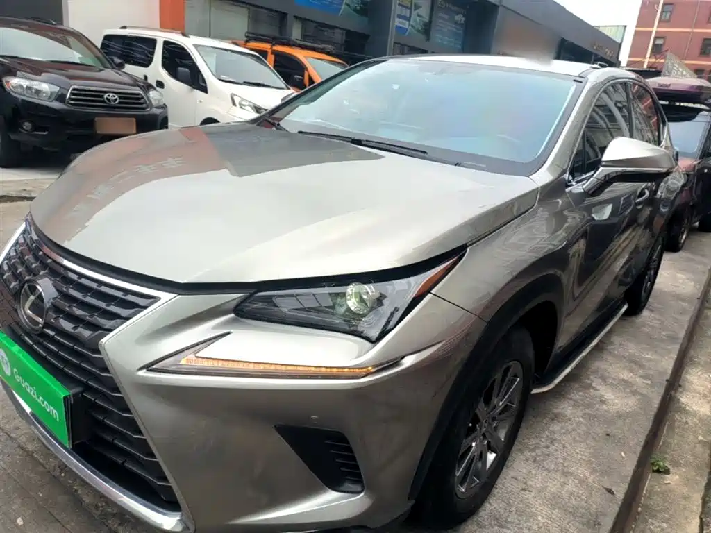Lexus NX 2020