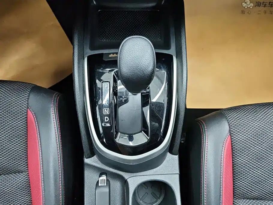 Nissan Qashqai — миниатюра 16
