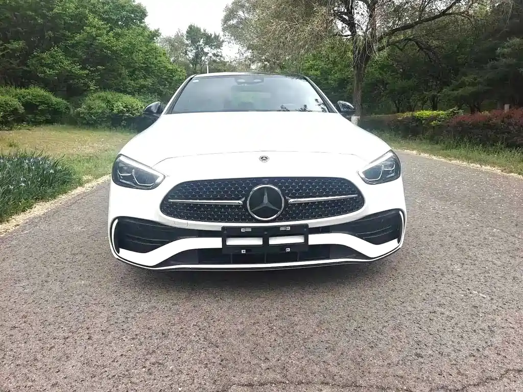Mercedes-Benz C-Class C 260 L Bright Night Sport