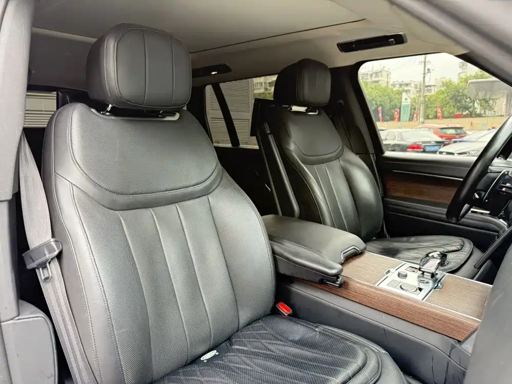 Land Rover Range Rover — миниатюра 14
