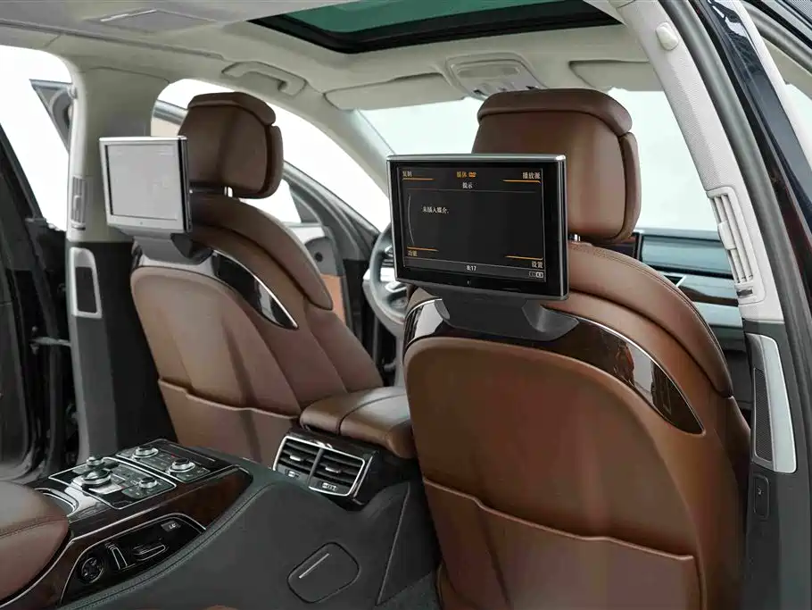 Audi A8 — миниатюра 28