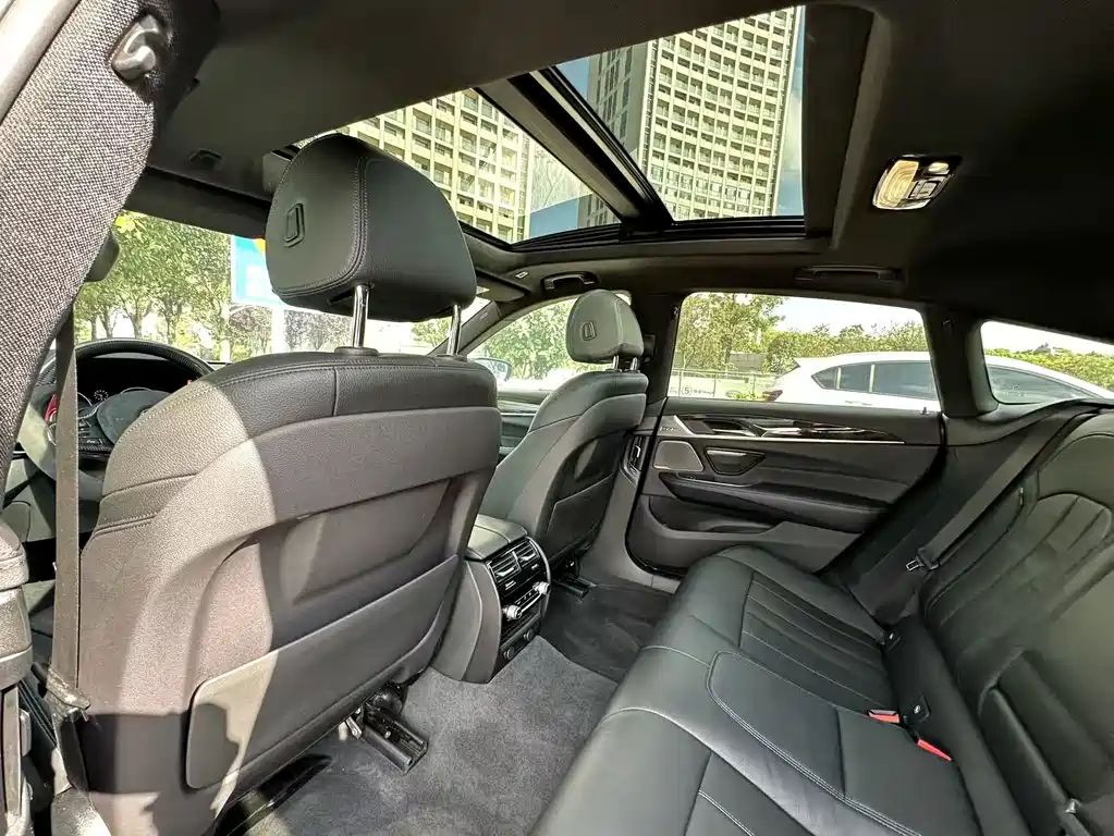 BMW 6 Series GT — миниатюра 20